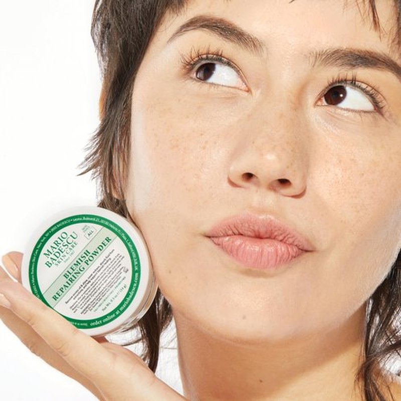 Mario Badescu Blemish Repairing Powder, Accelerate Recovery of Popped Pimples, Reduce Redness, Skin Care Powder for Blemish Concealment and Oil Control for Shine Free Matte Finish Complexion, 0.5 Oz