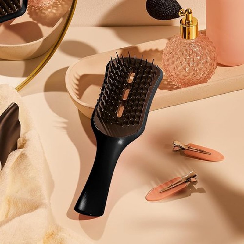 Tangle Teezer Ultimate Blow Dry Brush - Vented Hair Brush for Quick Blowouts & Volume - Jet Black