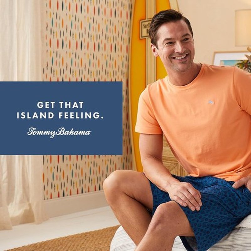 Tommy Bahama - Men's Essential Short Sleeve T-Shirts | 2-Pack Stretch Jersey Sleep & Lounge Tops