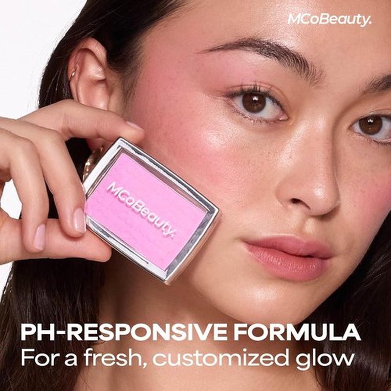 MCoBeauty Glow Up pH Powder Blush - Vivi Pink - Color Activated Soft Matte Blusher for Cheeks | Blendable, Long-Lasting Vegan Makeup
