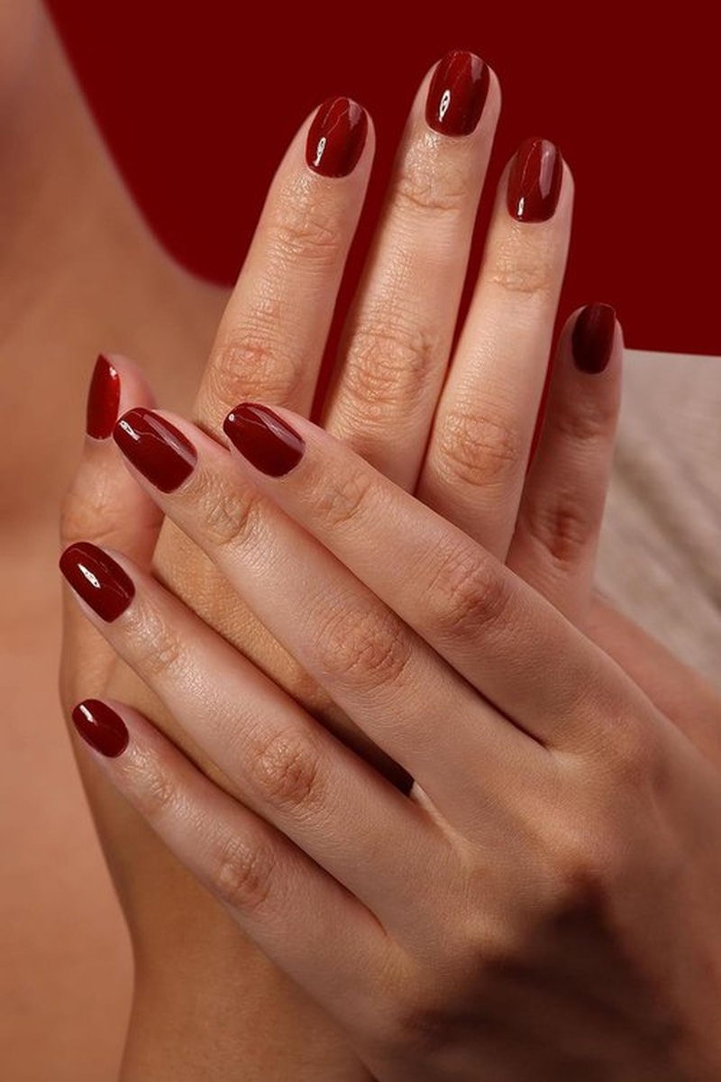 LONDONTOWN Lakur Nail Polish - Long-Lasting Red Color, Streak-Free & Chip-Resistant | 0.4 Fl Oz - You Autumn Know