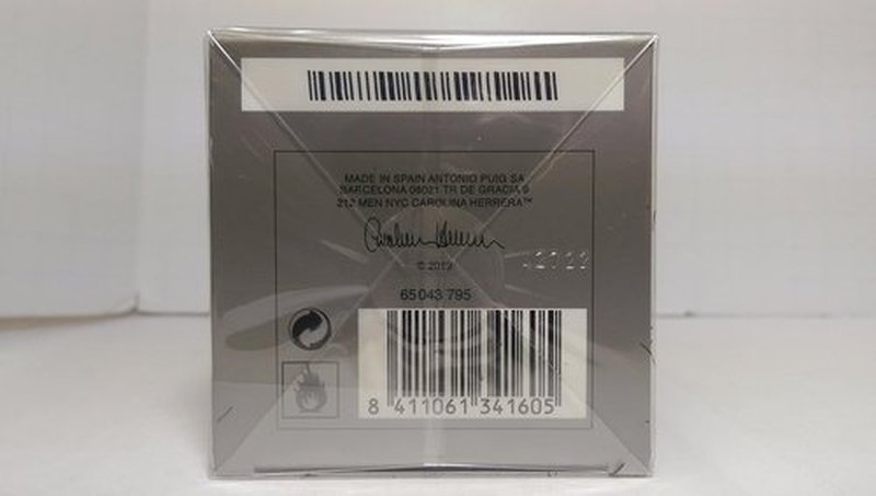 Carolina Herrera 212 Men EDT Spray - Fresh Sandalwood & Spicy Notes | 3.4 oz Fragrance