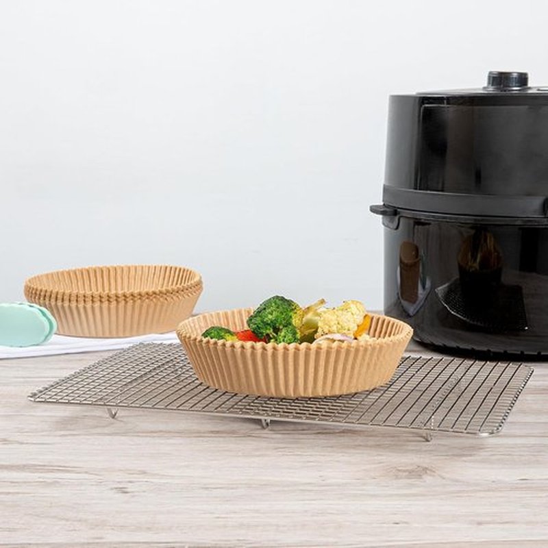 Restaurantware Air Fryer Liners - 100 No-Stick Silicone Coated, Unbleached Food-Grade Paper | 6.3 x 6.3 x 1.8 Inch