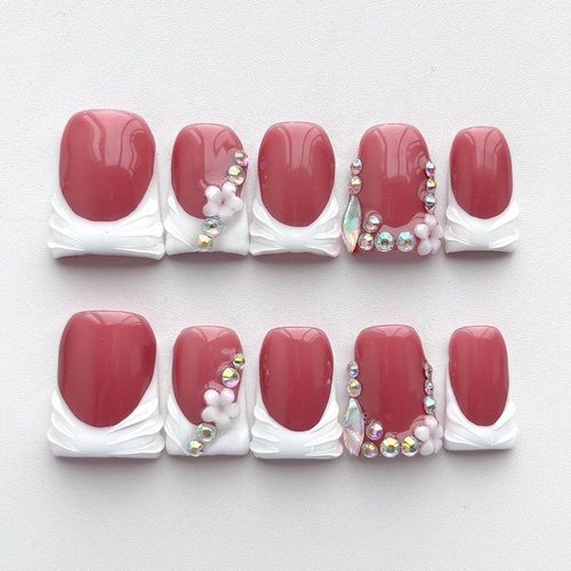 French Tip Press on Nails Handmade Short Duck 3D Flower Thick Acrylic Nails White False Nails with Floral Rhinestones Designs Elegant Glossy Fake Nail Sturdy Wedding Art Press on Nail 10Pcs(S)