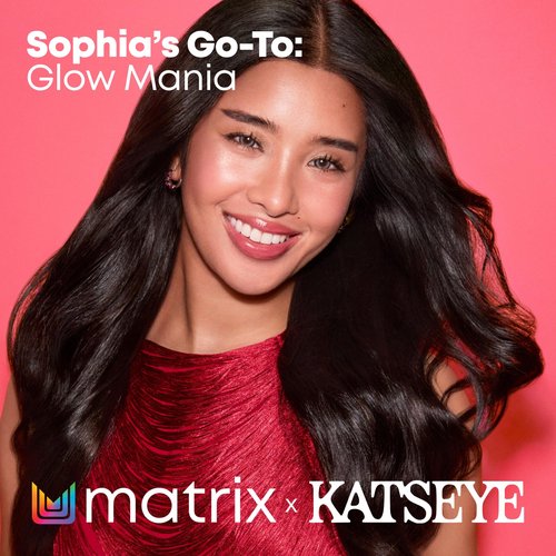 MATRIX Glow Mania Shampoo - Enhances Shine and Moisturizes, Preserves and Protects Color Vibrancy, For Dull and Color-Treated Hair, Sulfate-Free, With Glycolic Acid & Rosehip Oil, 10.1 Fl Oz