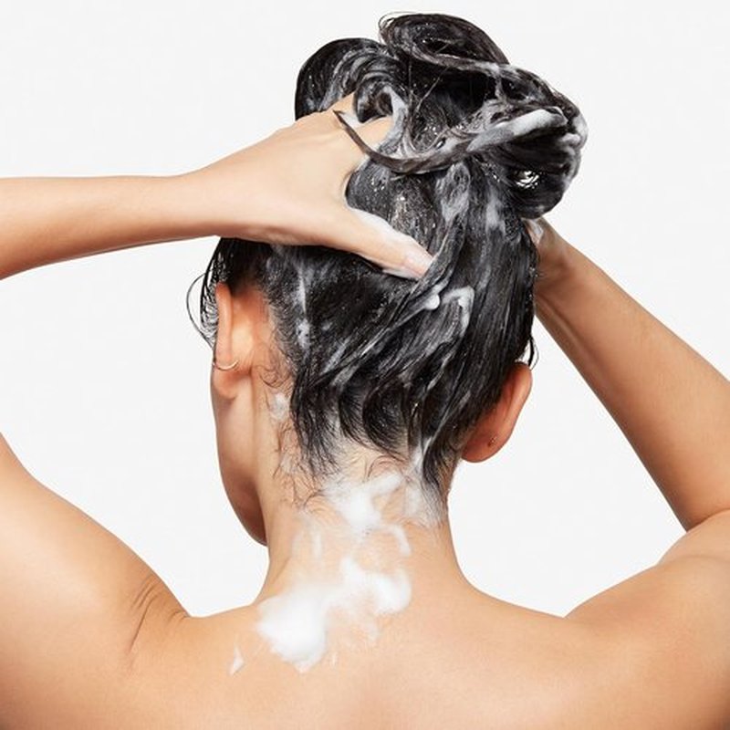 Bumble and bumble. Sunday Clarifying Shampoo - Deep Cleansing for All Hair Types | Removes Oil & Residue