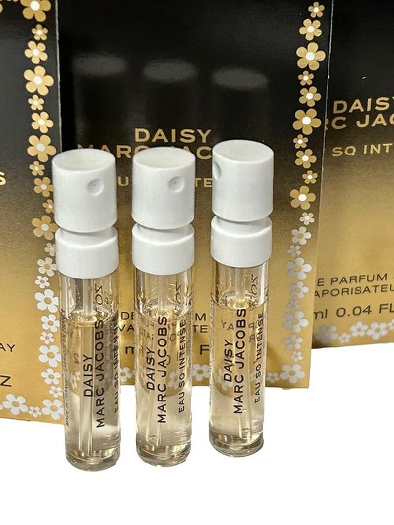 Marc Jacobs Daisy Eau So Intense Women's Perfume Spray - Set of 3 (1.2 ml / 0.04 oz Each)