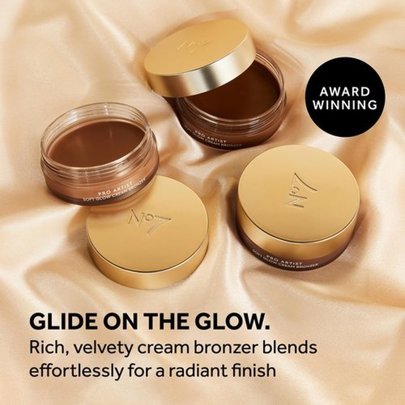 No7 Pro Artist Soft Glow Cream Bronzer Makeup - Blendable Bronzer Cream with a Lightweight Formula - Customizable Face Makeup for a Natural, Sun-Kissed Glow - Light (1.26 Oz)