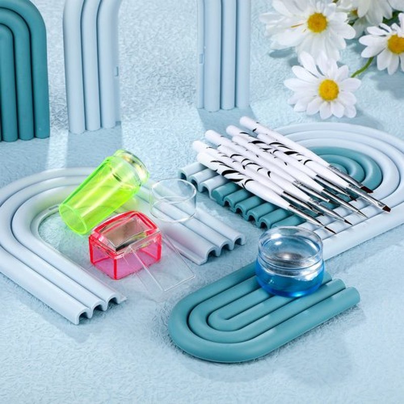 Leelosp 14 Pieces Clear French Tip Nail Stamp with Nail Art Brushes, Silicone Jelly Clear Stamper for Nails Include Gel Brush Polish Brushes for DIY Nail Decor