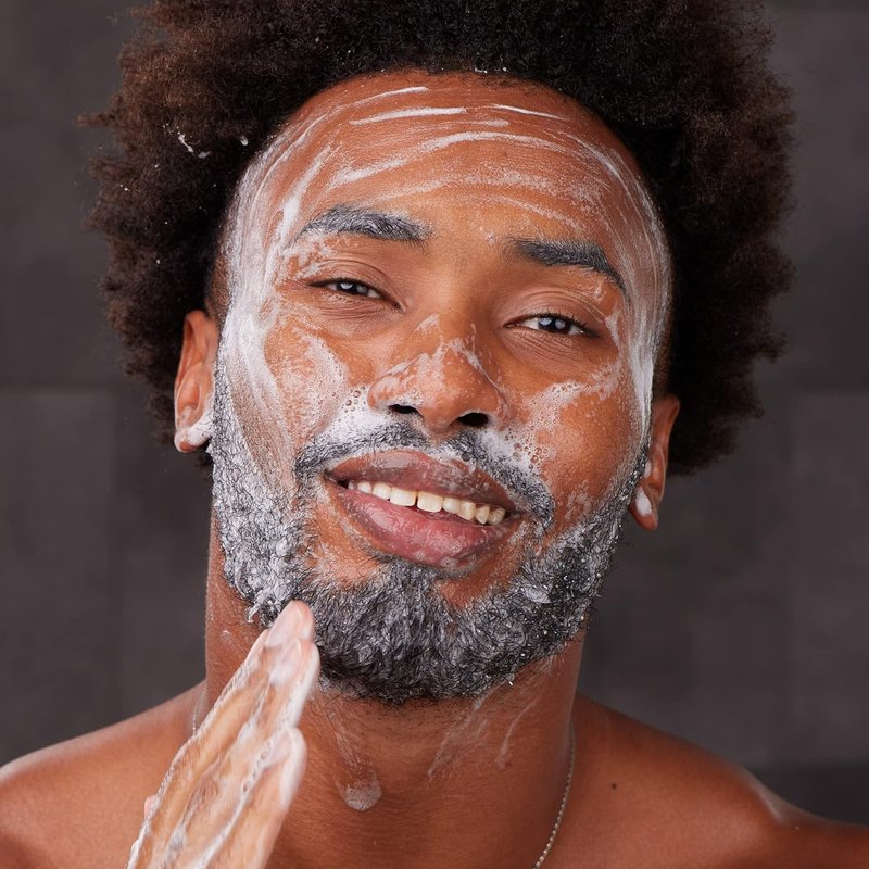 BULLDOG Men's Skincare Kit - Original Full Face Set with Moisturizer, Face Wash & Scrub