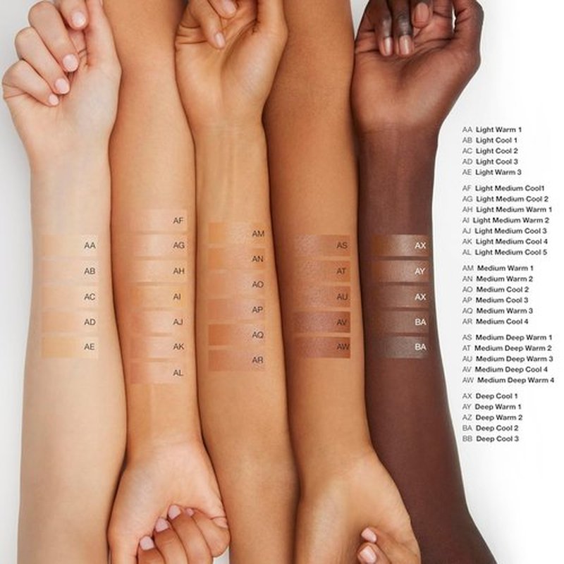 Clinique Even Better Clinical Vitamin Makeup - Broad Spectrum SPF 45 with Vitamin C & E | Light Coverage, Vibrant Finish