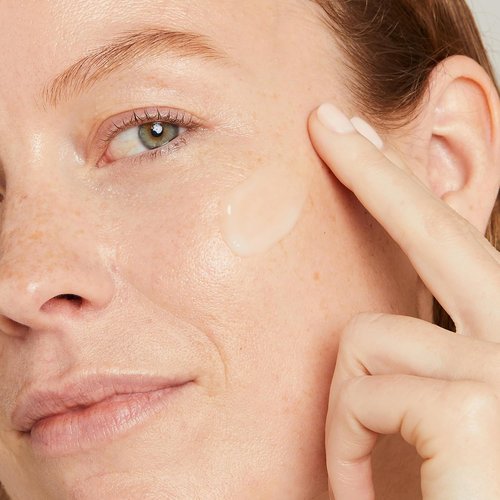 No7 Restore & Renew Multi Action Serum - Anti-Aging Face & Neck Serum with Collagen Peptides & Hyaluronic Acid (1.69 Oz)