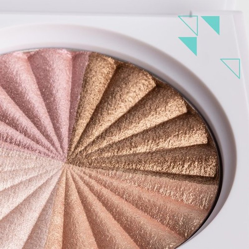 Pressed Powder Highlighter - Face Makeup | X’s & Glow’s - 4 Shades in 1 Pan | Pearl Shimmer Liquid-To-Baked Powder Highlighter | Refillable Pan | Cruelty-Free Beauty Essential | 7g