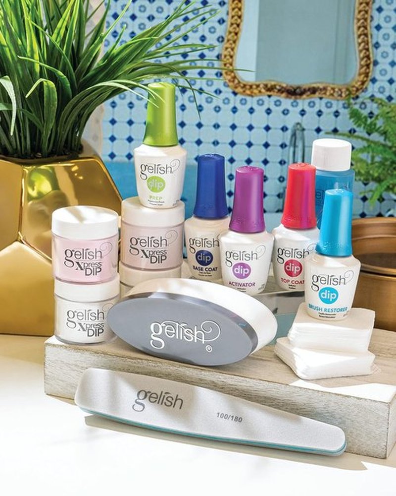 Gelish Xpress Dip N Brush French Kit - Chip-Proof Nail Dip Powder with Built-In Activator | 21+ Days Wear