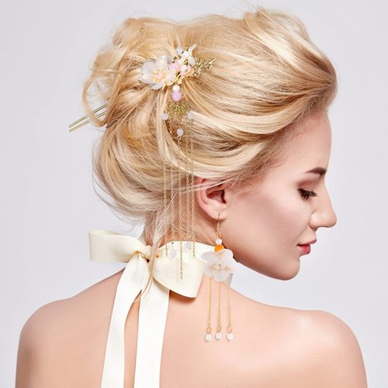 HINZIC 5Pcs Flowers Tassel Hair Pins Set, Crystal Rhinestone Pearl Hair Stick, Chinese Hanfu Traditional Wedding Classical Hair Accessories Earrings Set for Women Girls Updo Long Hair