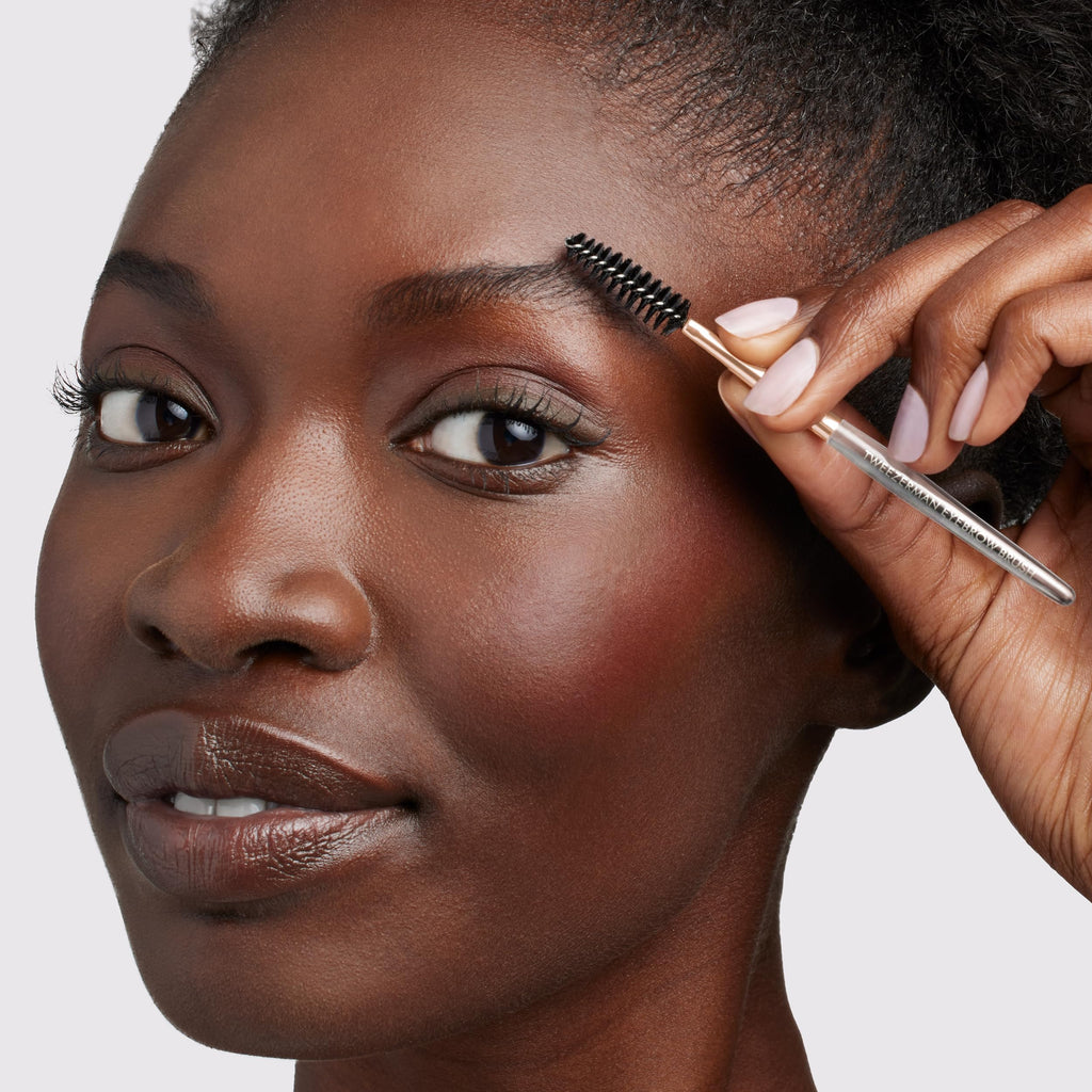 Tweezerman Exclusive Eyebrow Shaping Scissors & Brush Tea Rose
