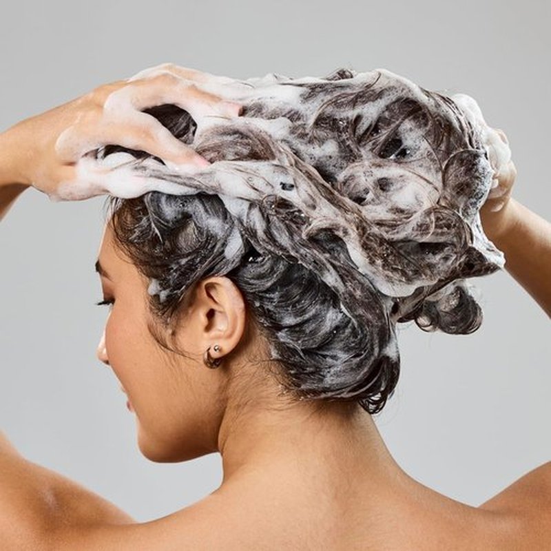 Bumble and bumble. Gentle Hydrating Shampoo - Adds Moisture & Shine | For Normal to Dry Hair Types