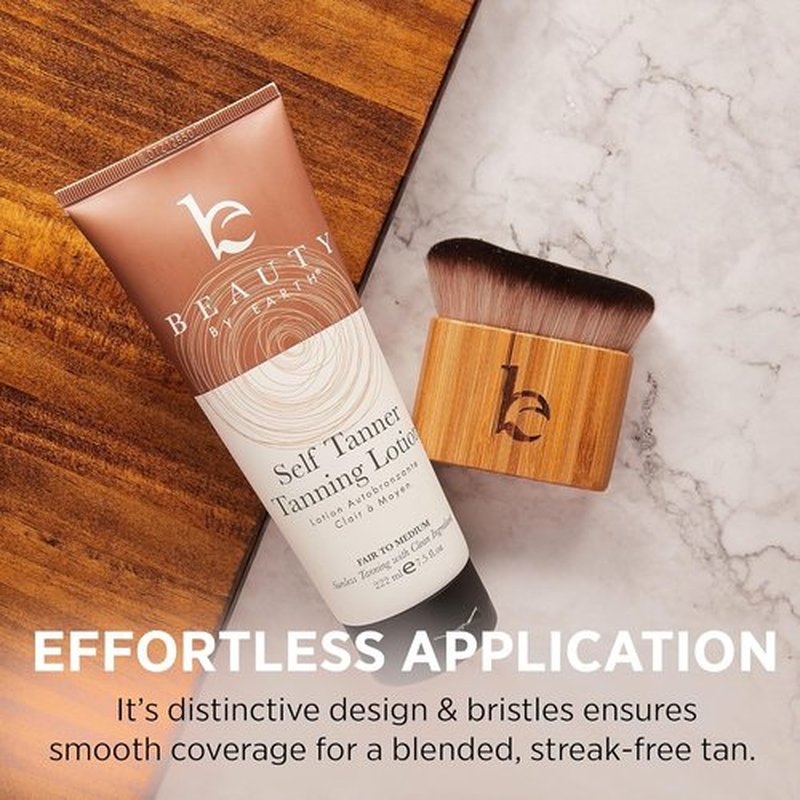 Skiennix Ultra Soft Self Tanner Brush - Kabuki Applicator for Streak-Free Sunless Tan | Easy to Clean