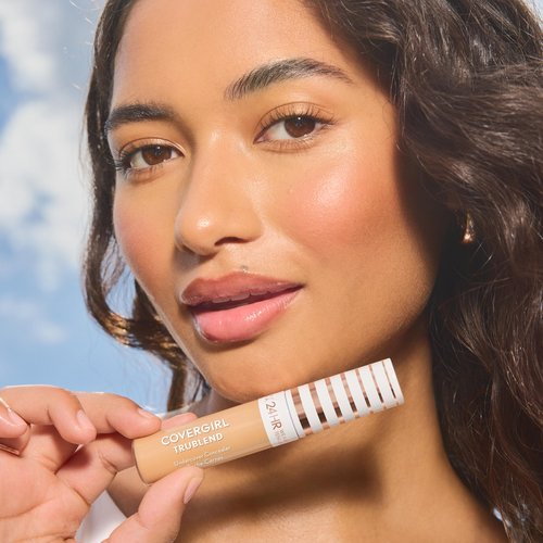 COVERGIRL TruBlend Undercover Concealer, Buildable, Full Coverage, 24-Hour Wear, Matte Finish - D900 Espresso