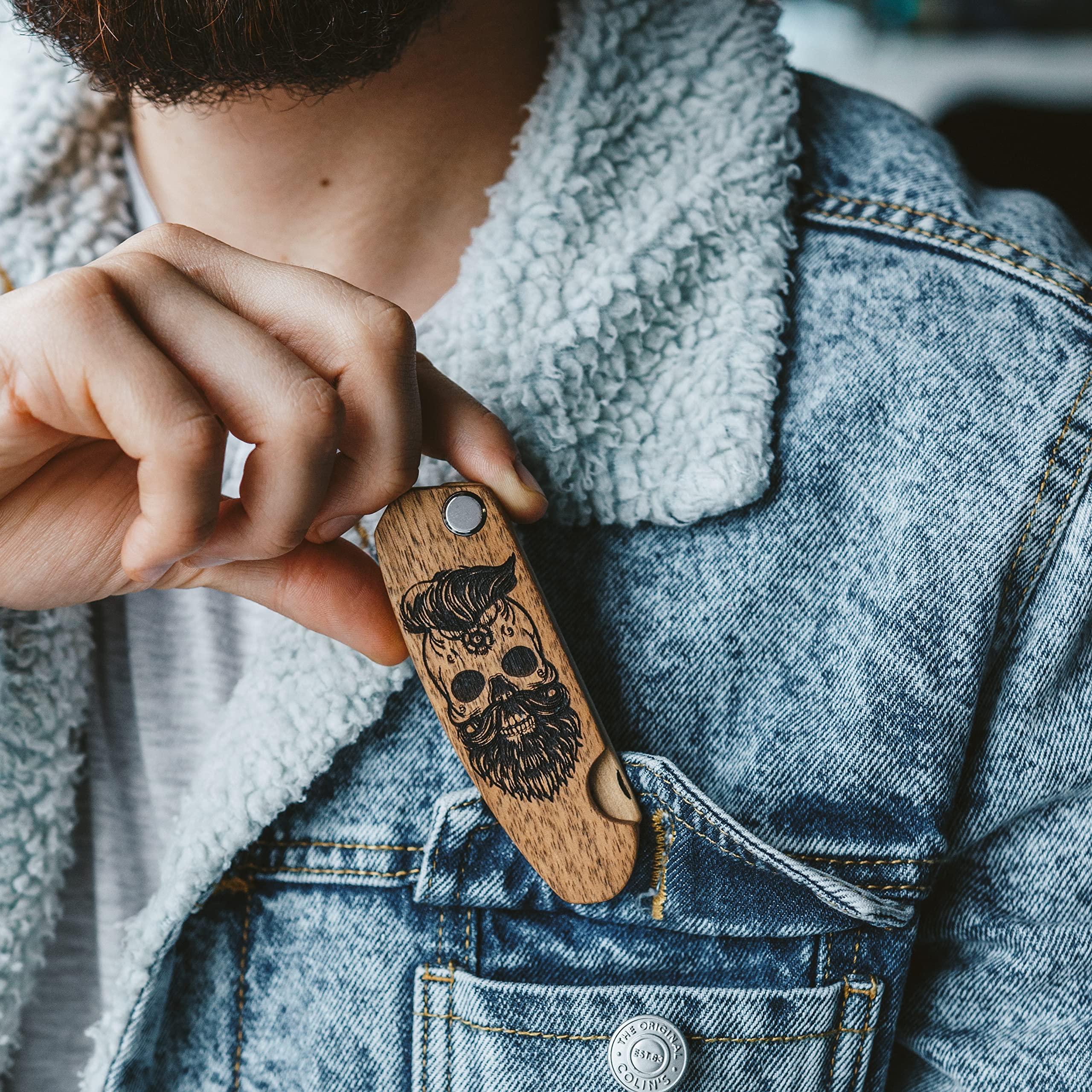 Beard Comb Personalized Gifts (Walnut, Skull)