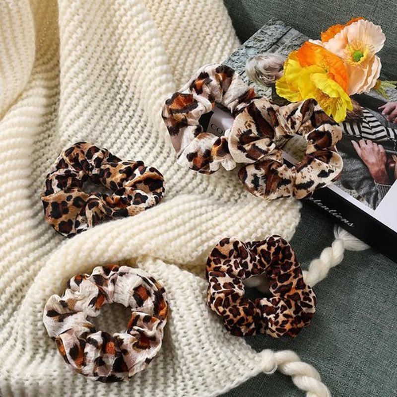 Mirlern 16-Piece Velvet Scrunchies for Women & Girls, No Damage Elastic Big Hair Ties Cute Soft Ponytail Holders Hair Bands for Thin Thick Hair Accessories (Leopard Print-C)