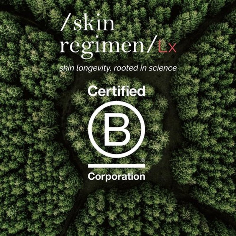 /skin regimen/Lx Microalgae Essence, Illuminating Moisturizing Lotion, Hydrates, Recharges, Prepares Skin, Longevity Complex™, Microalgae, Clean Beauty, Vegan, All Skin Types, 3.38 Fl Oz