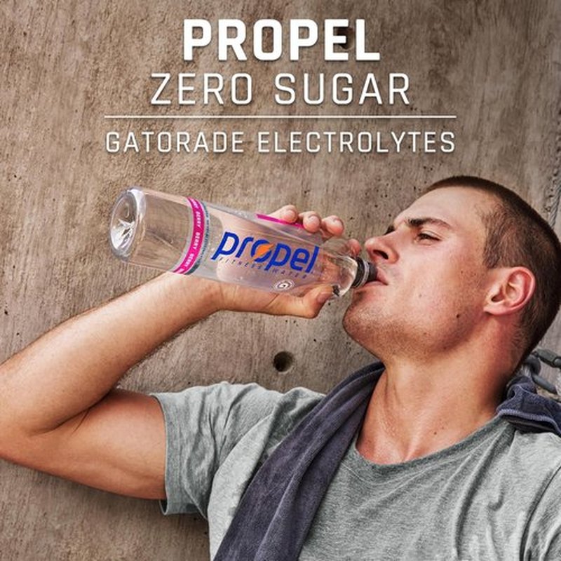 Propel Kiwi Strawberry Sports Drink - Zero Calorie Electrolytes & Vitamins C&E | 16.9 Fl Oz (12 Pack)