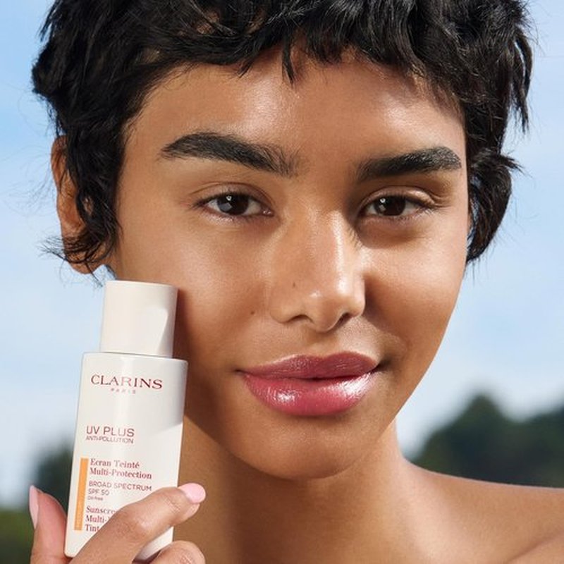 Clarins UV Plus Anti-Pollution Tinted Face Sunscreen - Broad Spectrum SPF 50 | Lightweight, Oil-Free Protection