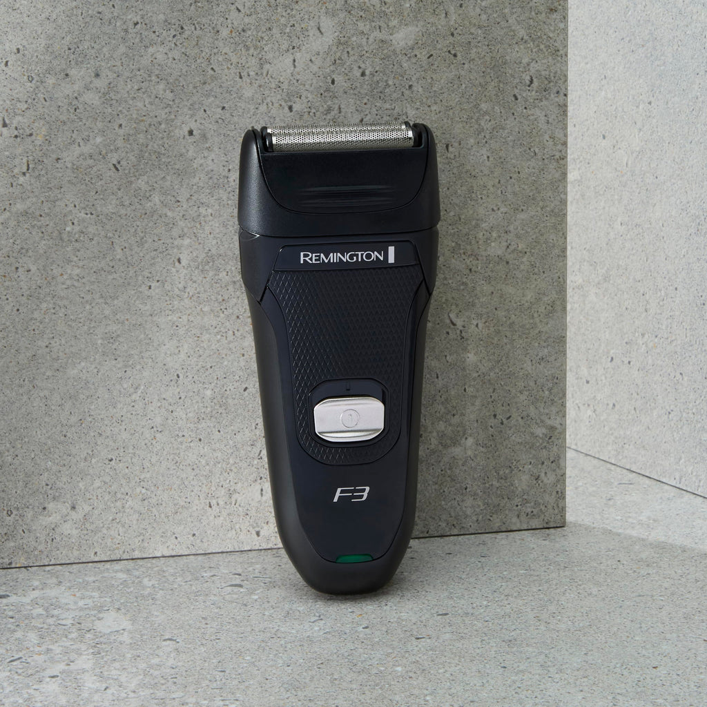 Remington F3 Style Series Foil Shaver for Men, Flexing Blades for Close and Comfortable Shave, Cordless Electric Rechargeable Razor.