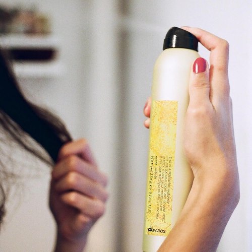Davines Perfecting Hairspray - Medium Hold Invisible Finish | Ultra-Fine Mist, 10.14 Fl Oz