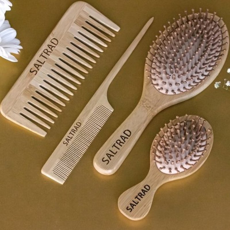 4PCS Bamboo Hair Brush Set – Eco-Friendly Paddle Brush, Wide-Tooth Comb & Tail Comb – Detangling, Scalp Massage, Reduces Frizz, Promotes Hair Growth