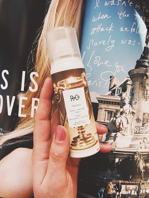 R+Co Trophy Shine Texture Spray - Flexible Hold & Dry Shine for Instant Volume | Vegan & Cruelty-Free | 0.5 Oz