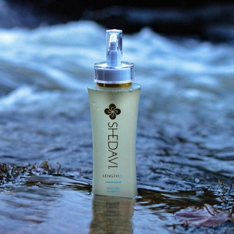 Shedavi LENGTH₂O™ Aquaholic™ Moisture Shampoo for Dry Hair 8 fl oz. - Moisturizes Dry Hair Silicone-Free - Vegan Hydrating Women Shampoo for Dry, Color-Treated Hydrates & Hair Growth Sulfate-Free