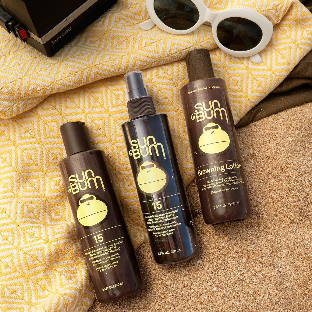 Sun Bum SPF 15 Browning Body Lotion - Water-Resistant Broad Spectrum Moisturizing Tanning Lotion with Vitamin E - Hawaii 104 Act Compliant (Made Without Octinoxate & Oxybenzone) - 8.5 Fl Oz