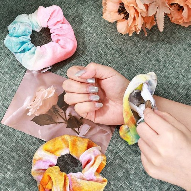 Mirlern Velvet Scrunchies with Zippers Pocket, 8 Pcs Tie Dye Soft Hair Ties, Hidden Pocket Hair Scrunchies Accessories for Women Girls, Soft Ponytail Holder Secret Compartment Items (Rainbow Colors)