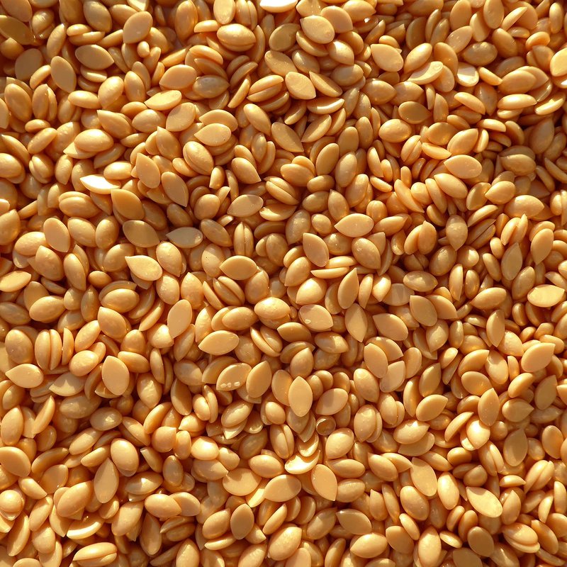 Waxness Premium Gold Rush Hard Wax Beads 1.65 lb (750 g) – Rosin-Free Hypoallergenic Hard Wax for Sensitive Skin, Low Temperature Stripless Wax, Professional Use – Made in Italy