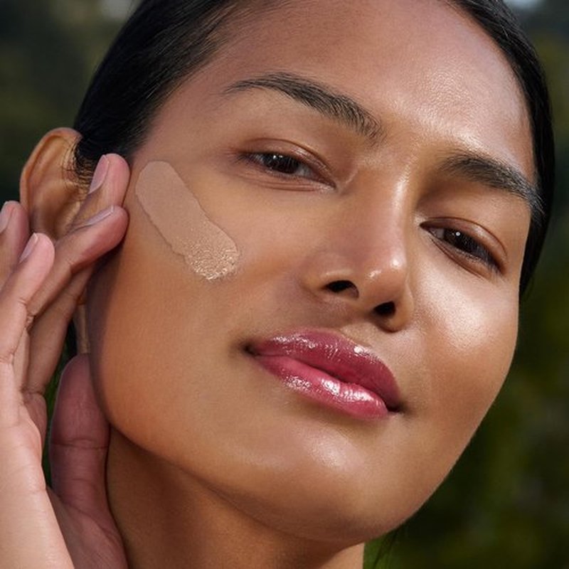 Clarins UV Plus Anti-Pollution Tinted Face Sunscreen - Broad Spectrum SPF 50 | Lightweight, Oil-Free Protection
