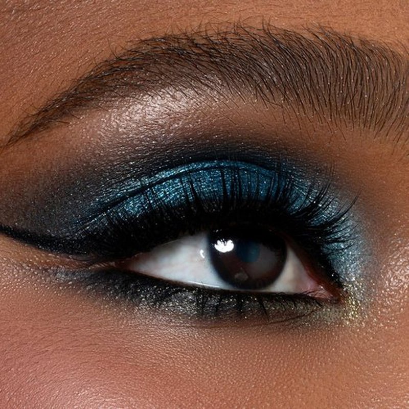 Sigma Beauty Beachy Eyeshadow Palette - Vibrant Shades for Stunning Summer Looks
