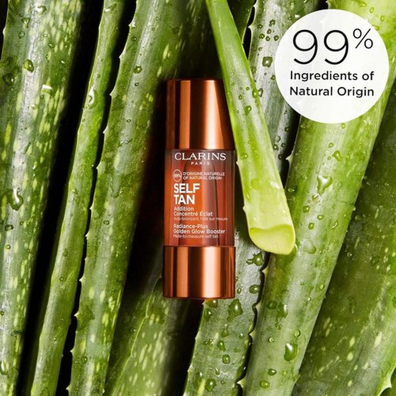 Clarins Self Tanning Face Booster - Natural, Buildable Tanning Drops for Hydrated Skin | 0.5 Oz