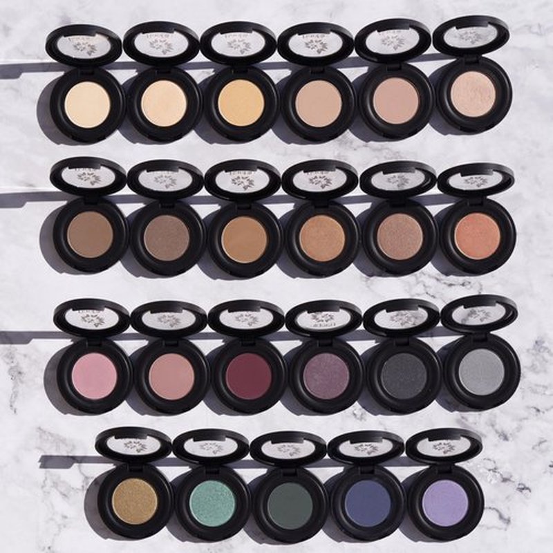 BaeBlu Hypoallergenic Eyeshadow Organic 100% Natural Finely Pressed Velvety Smooth Powder, Made in USA, Starlight