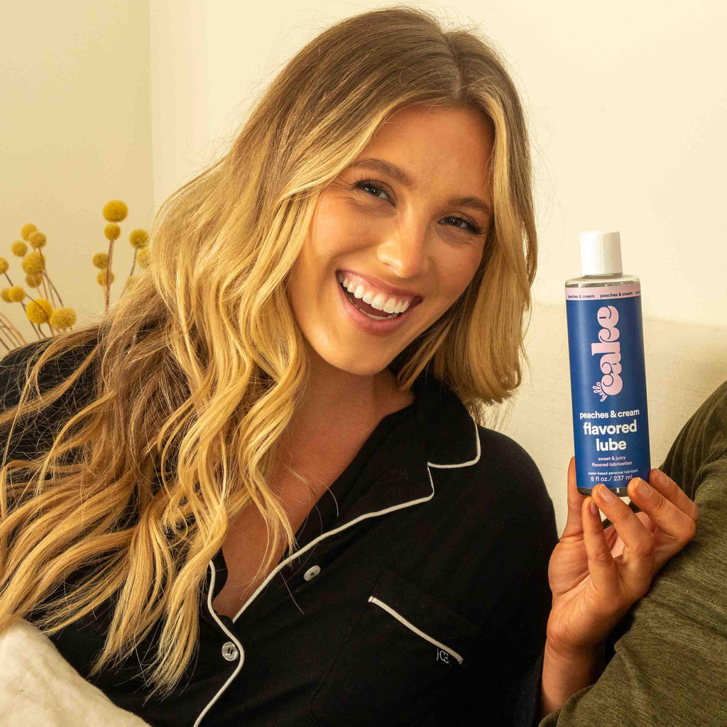 Hello Cake Peaches & Cream Flavored Lube - Water-Based Personal Lubricant - Vegan, Sugar-Free, Gluten-Free - Easy Clean-Up - for Men, Women, and Couples, 8 fl oz