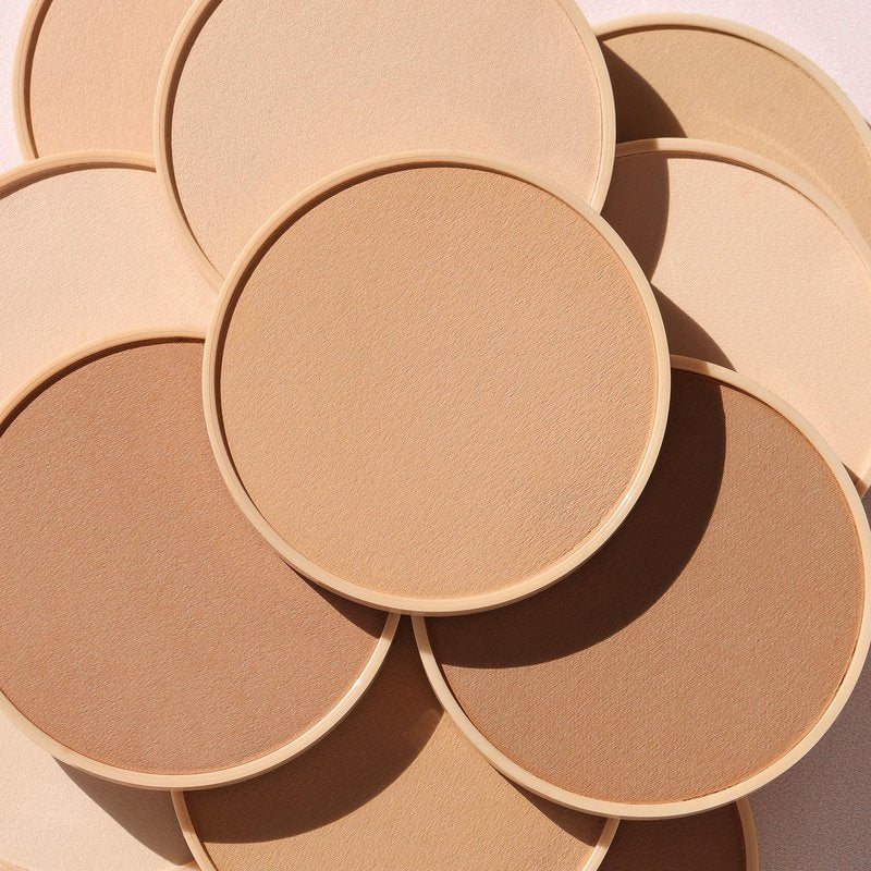 Wander Beauty Wanderlust Powder Foundation - Medium - Blurs and Evens Skin Tone - Perfects and Hydrates With Hyaluronic Acid, Aloe, Honeysuckle, & Vitamin E - Lightweight, Buildable Coverage - 0.31 oz